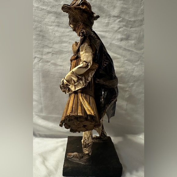 Mexican Paper Mache Vintage Handcrafted Figurine with Brown and Black Accents - Picture 2 of 5